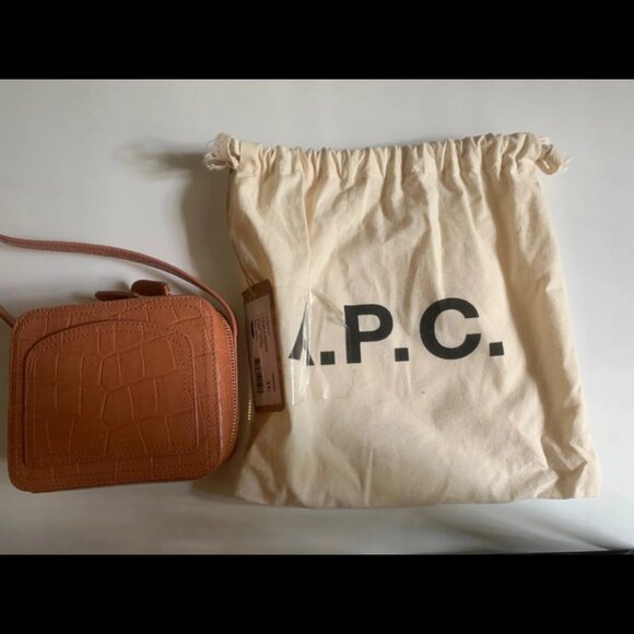 French designer A.P.C. Mini Louisette Leather Bag in Powder Pink BNWT + Dustbag - Picture 7 of 16